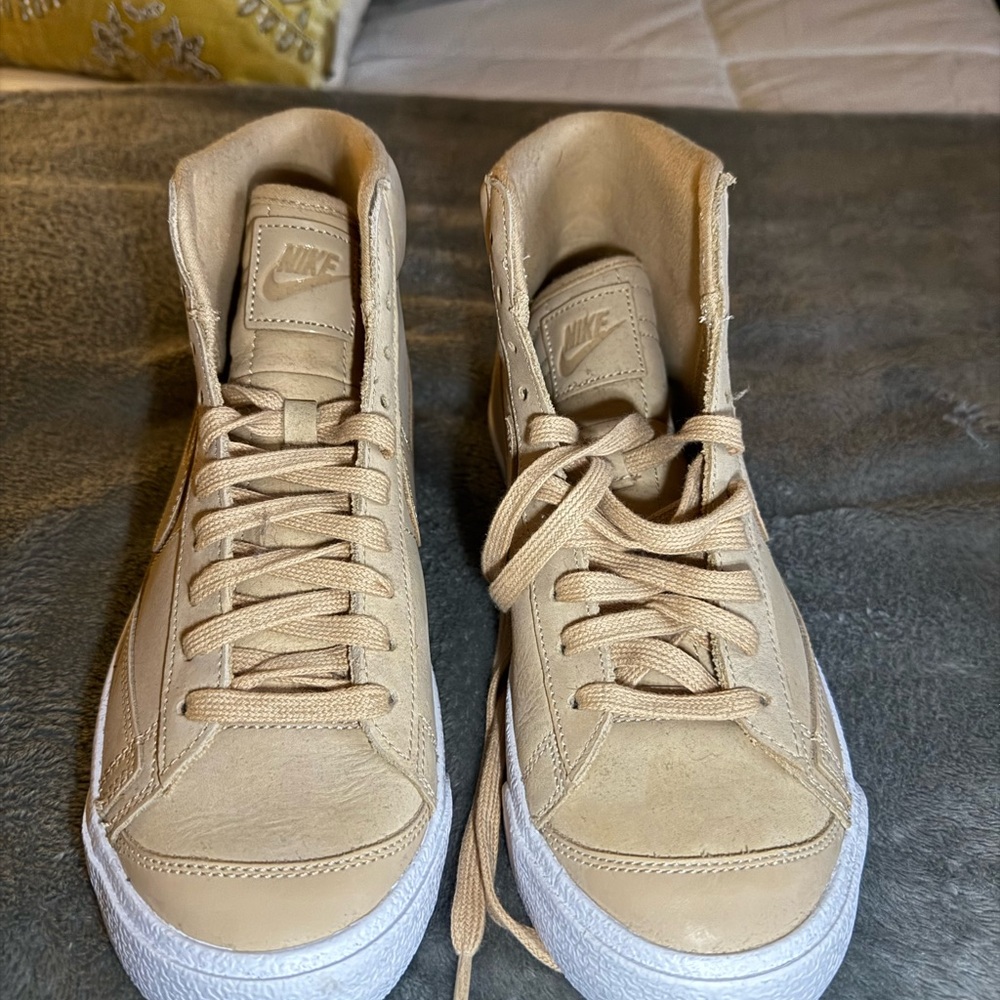 Nike Beige High-Top Sneakers